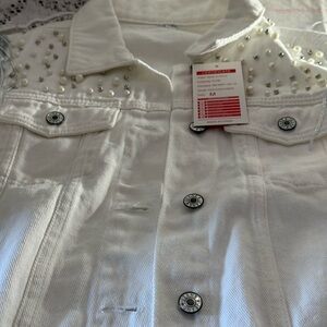 White Denim Jean Vest with Pearl Accents and Silver Fringe. Size Medium.